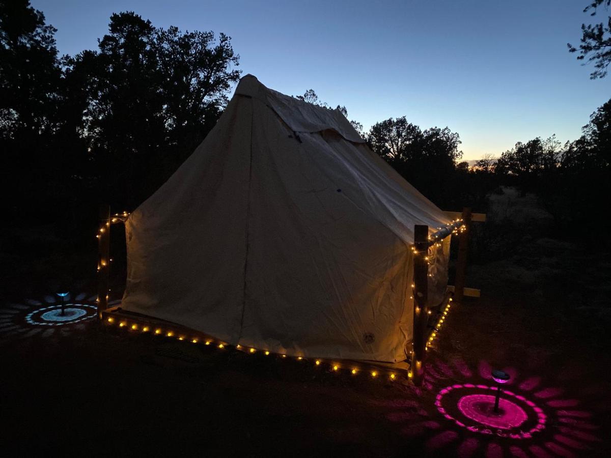 The Kaya Glamping Tent By The Grand Canyon Valle Ngoại thất bức ảnh